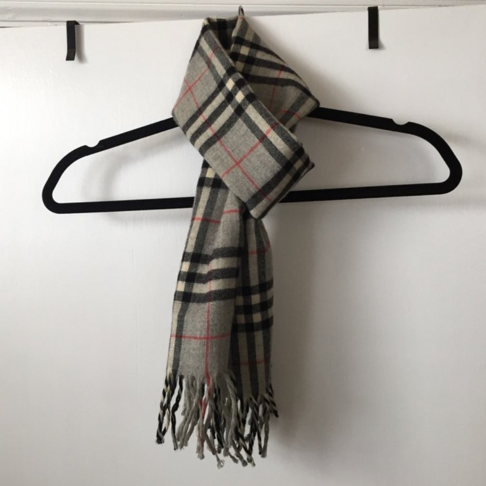 Wool Plaid Scarf - Picture 4 of 7